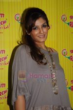 Raveena Tandon at Radio Mirchi in Parel, Mumbai on 27th June 2011 (25).JPG